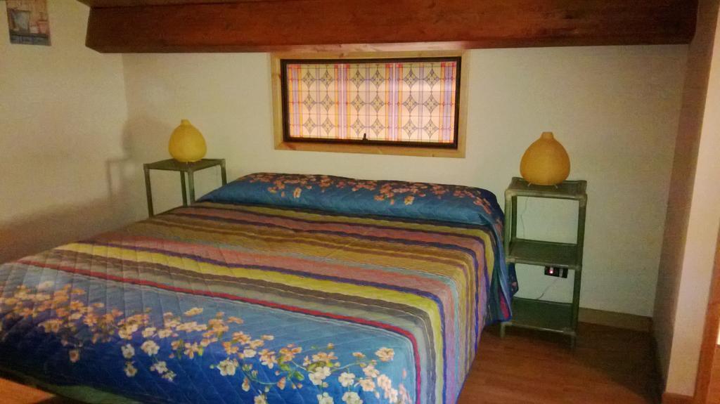 Taormina Villa Ibiscus Alcantara Gaggi Habitación foto